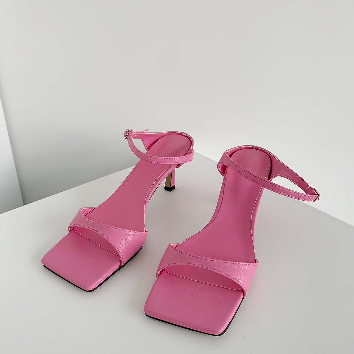 신발 핑크 색상 이미지-S3L5
